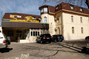 Отель Sunrise Guest House  Ош